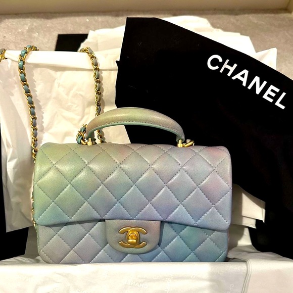 22P mini flap bag with handle Ombré - Picture 2 of 8